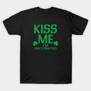 Kiss Me St Patricks Day 2021 T-Shirt